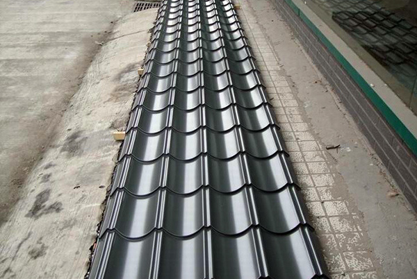 彩钢琉璃瓦安装步骤及价格吗？彩钢琉璃瓦价格介绍(图1)