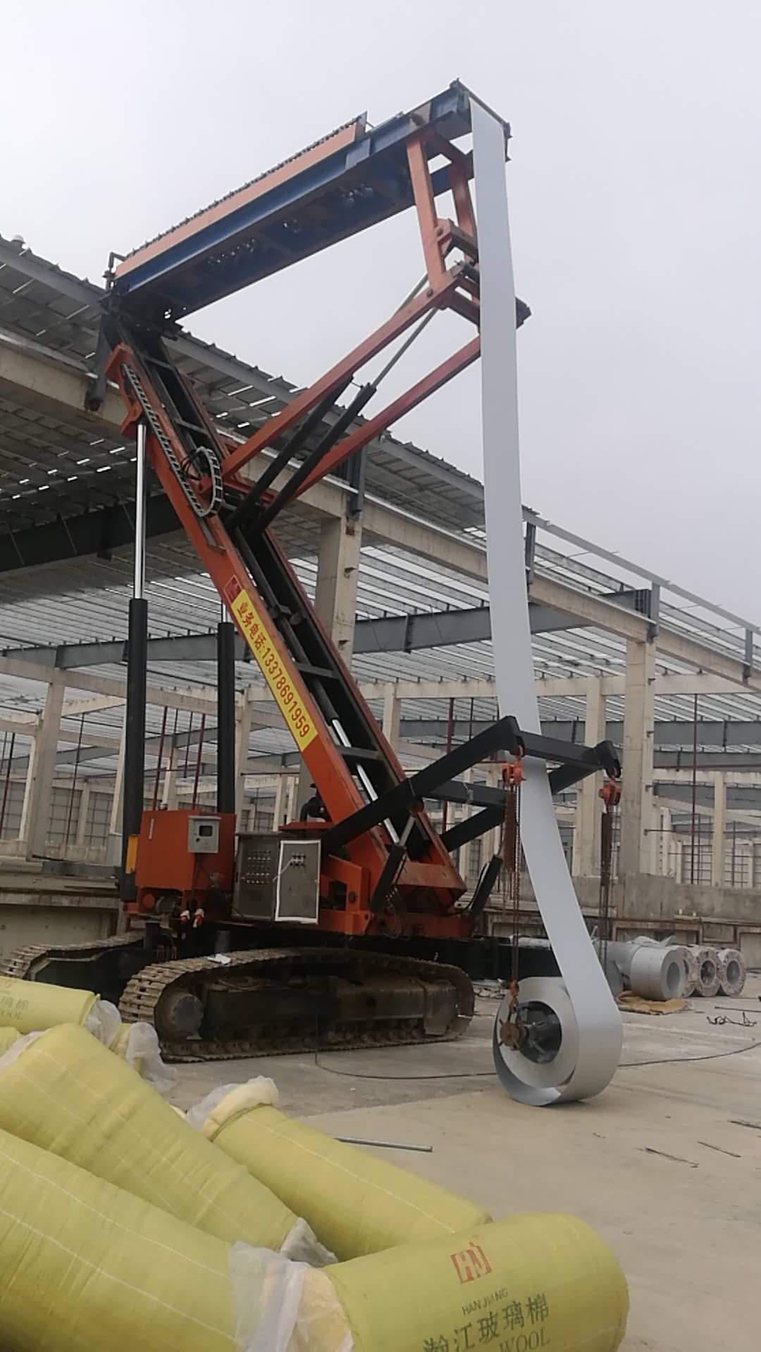 临桂YX470型车载高空压瓦机彩钢压瓦机出租河南天志彩钢板(图4)