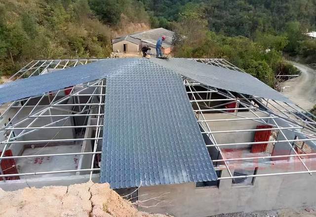 彩钢瓦彩钢瓦房为什么要拆除？优点和用途如此广泛的彩钢瓦(图4)