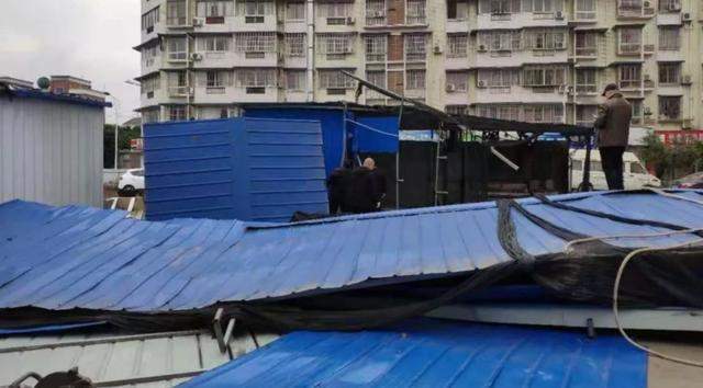 彩钢瓦彩钢瓦房为什么要拆除？优点和用途如此广泛的彩钢瓦(图9)