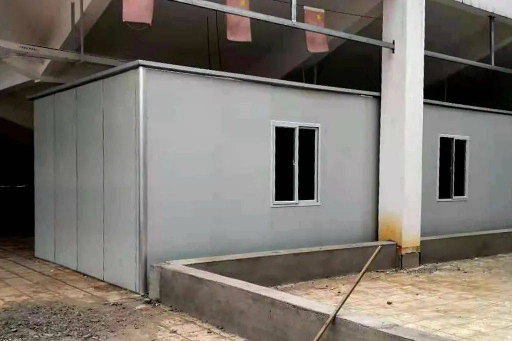 郑州亚胜钢结构工程有限公司加工定制-工地用、住人(图1)