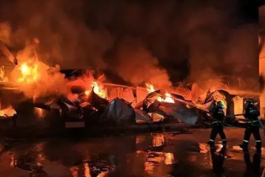 为什么在我国还要强制拆除彩钢瓦？又有哪些危害？(图9)