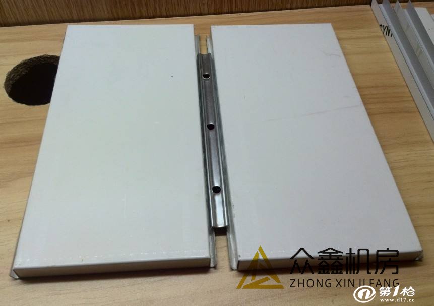 小彩卷教你如何正确安装彩钢板活动房件！(图2)