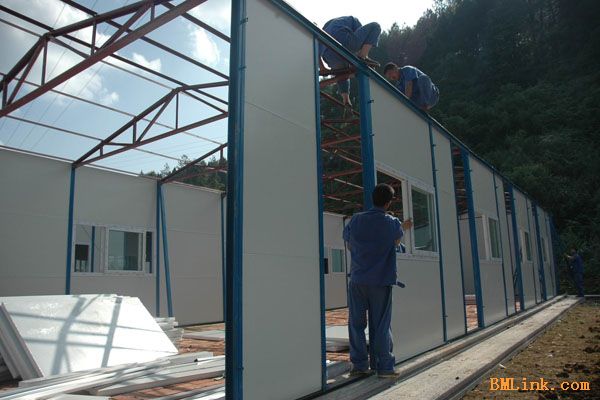 彩钢活动房回收服务-上海怡健医学中心回收公司(图1)