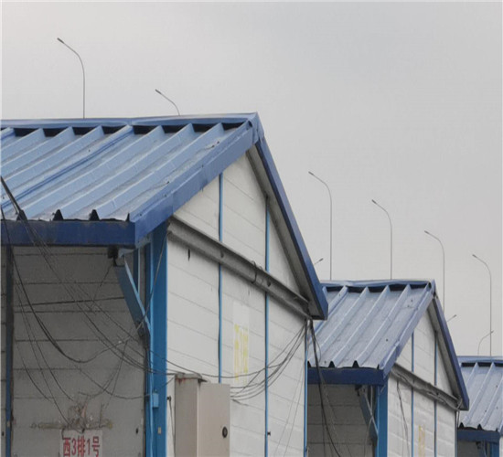 河南霄正钢结构工程有限公司回收工地项目部一、二、三层彩钢房(图3)