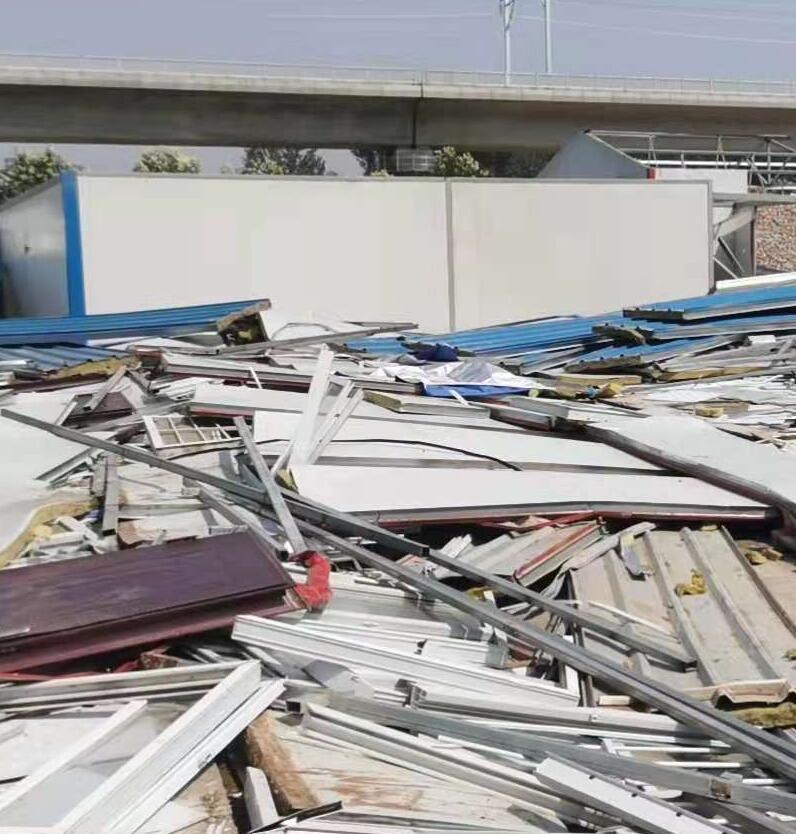 河南霄正钢结构工程有限公司回收工地项目部一、二、三层彩钢房(图4)