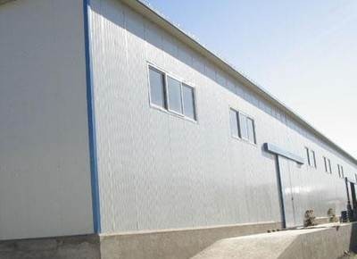 活动板房的材料一般是什么?门窗框架配件有哪些?(图1)