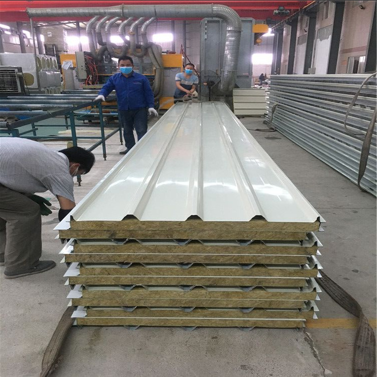 上海皖颖彩钢板专业安装队在浦东新区申江路公路口、交通便利(图1)