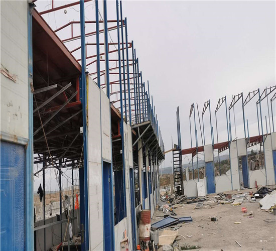 二手彩钢房如何防火：彩钢房能安装窗帘吗？(图2)