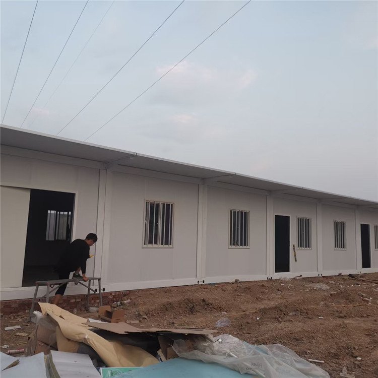 新疆合创通达金属制品节能建材-太原彩钢的使用和推广(图2)