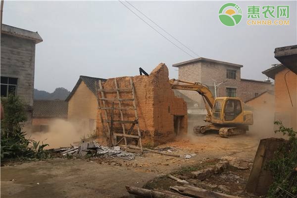 农村拆房补偿标准2020年多少钱一平方？农村房屋拆迁补偿(图1)