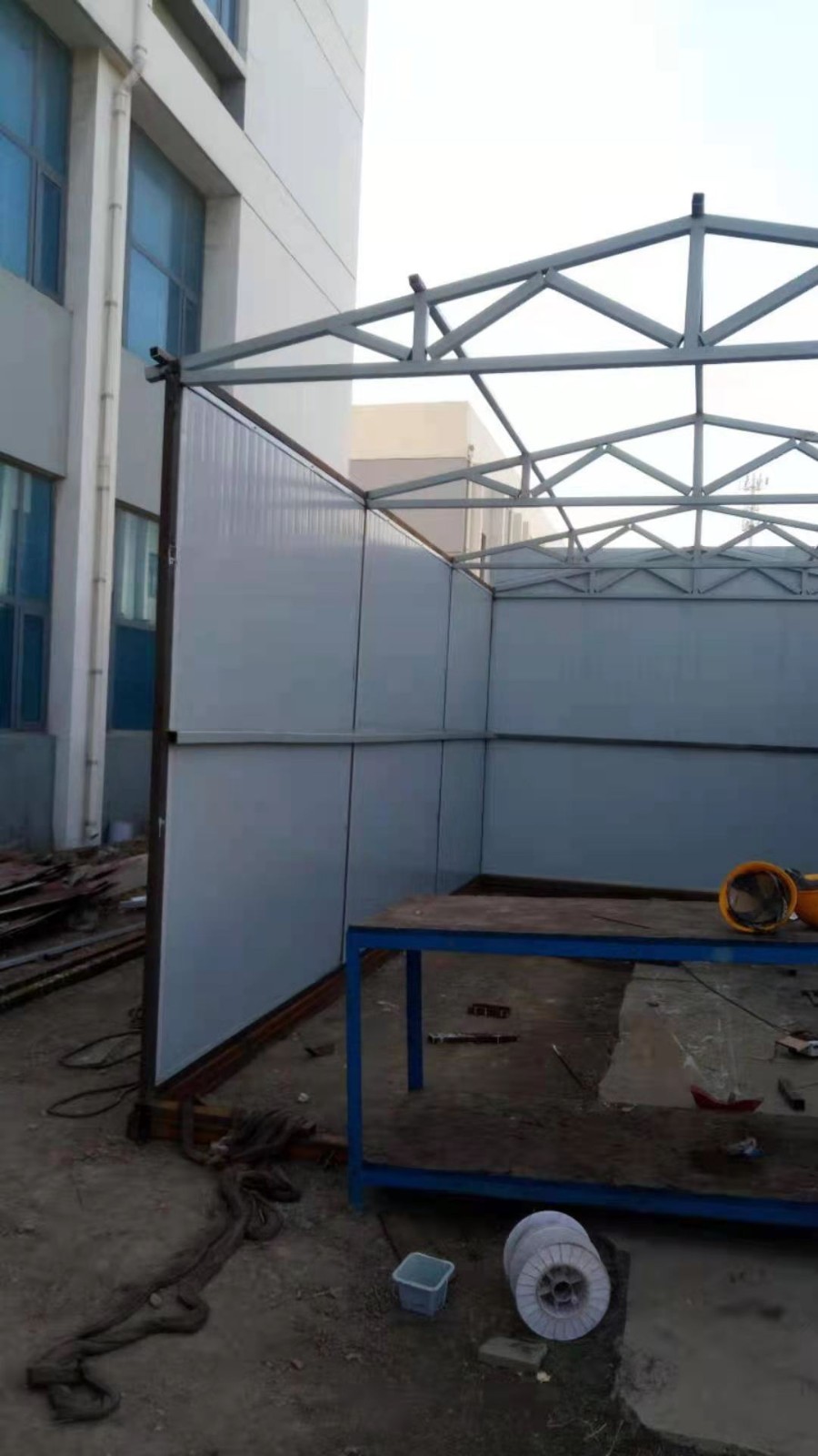 北京专业彩钢服务遍及北京各城区，郊区及县城。(图2)