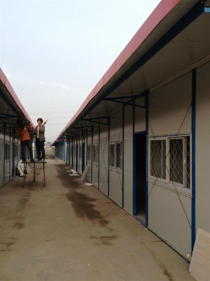 上海彩钢板围墙搭设方案围墙供应商围墙工程有限公司(图4)