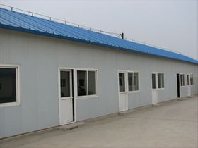 祈虹彩钢公司专业生产活动房、异行、彩钢房、岗亭(图2)