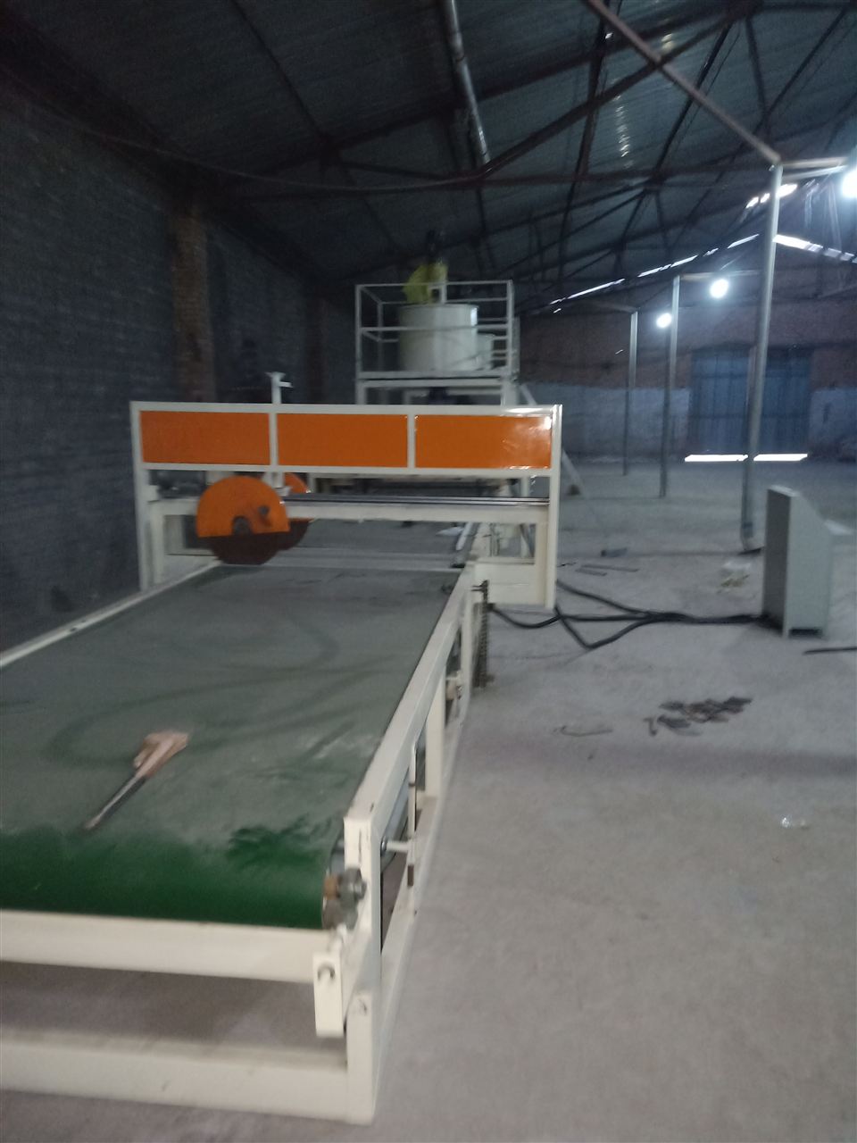 水泥砂浆岩棉复合板使用范围及防火岩棉板介绍(图1)