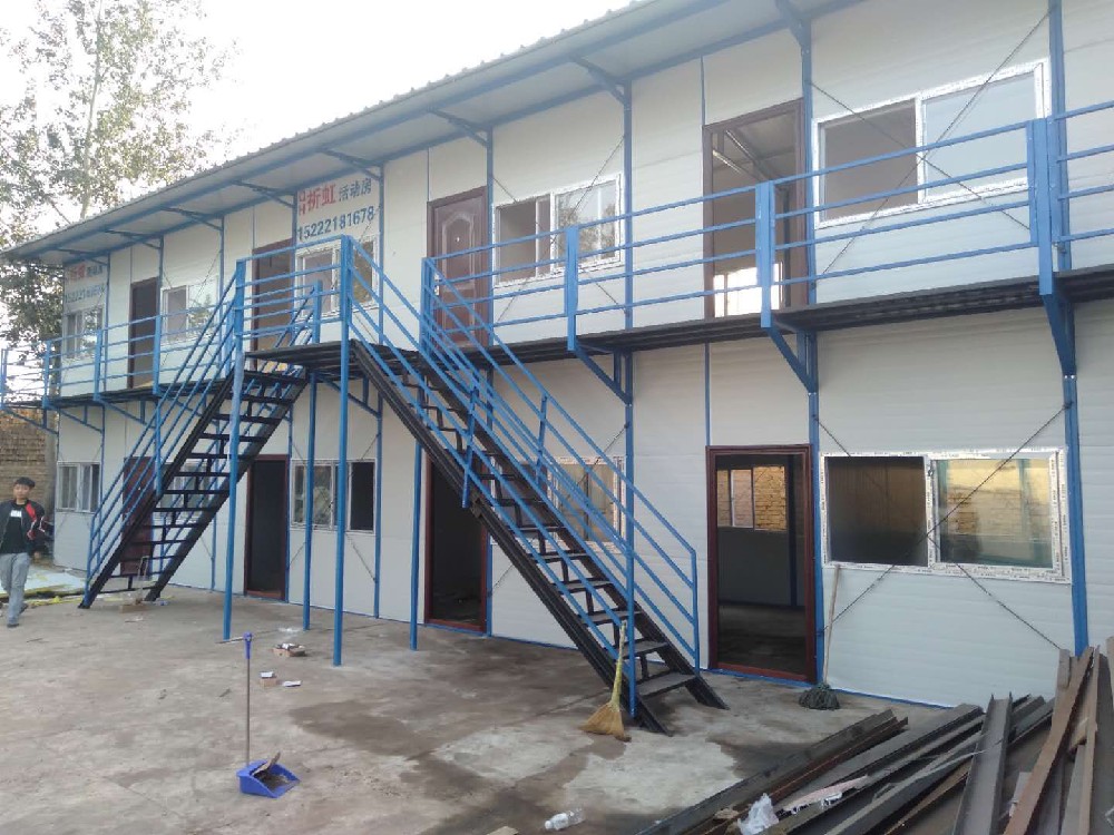 活动板房包括彩钢板房、活动岗亭、现场临时设施等(图1)