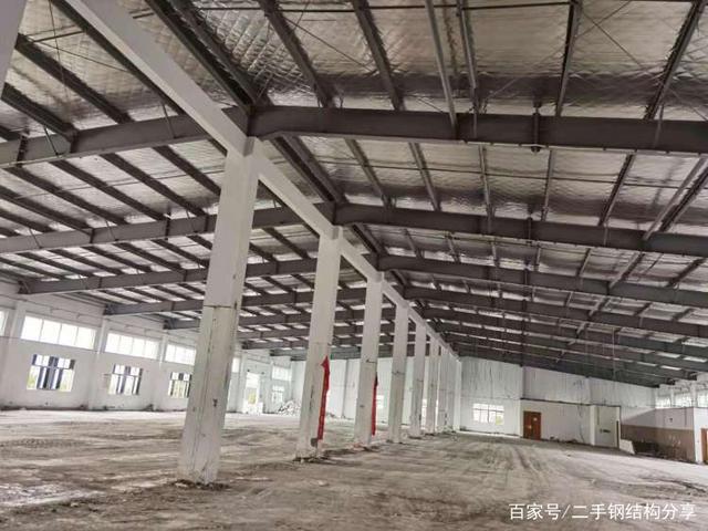 山东二手钢结构厂房的修建首要分成下列部分：埋件(图4)