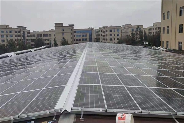 光伏屋顶彩钢瓦如何做到“鱼”与“熊掌”兼得？(图2)