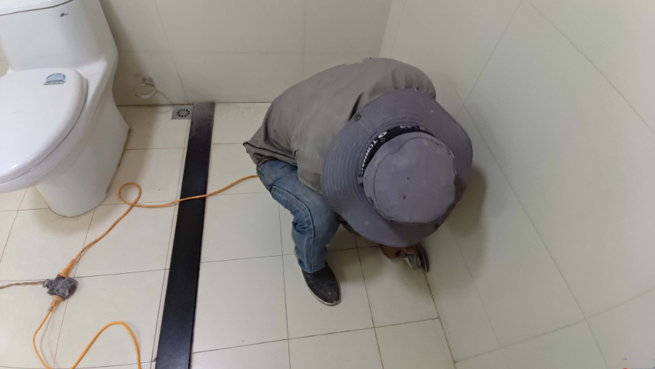 
贵州黔东南完达美防水补漏，楼顶防水，上门维修！(组图)(图6)