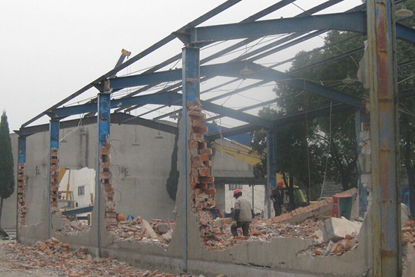 
锡畔二手钢构厂房钢结构回收拆除，专业拆迁团队，共创更美好的明天！(图7)