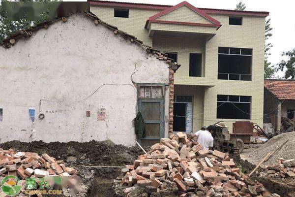 农村建房多少钱一平方米？建造房屋的基本原材料有哪些？(图1)