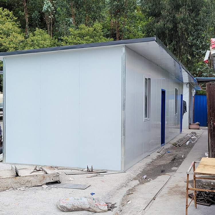 北京蓝源绿码是一家专业生产集设计、销售、安装于一体的专业
(图2)