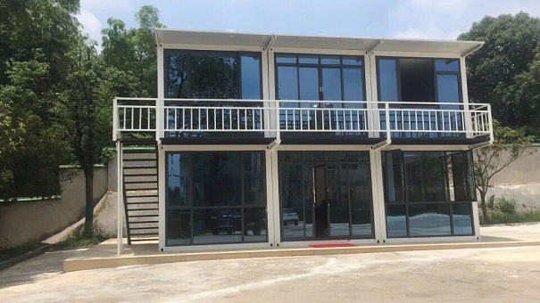 中航钢结构彩钢瓦活动板房_泡沫岩棉房_住人集装箱房(图2)