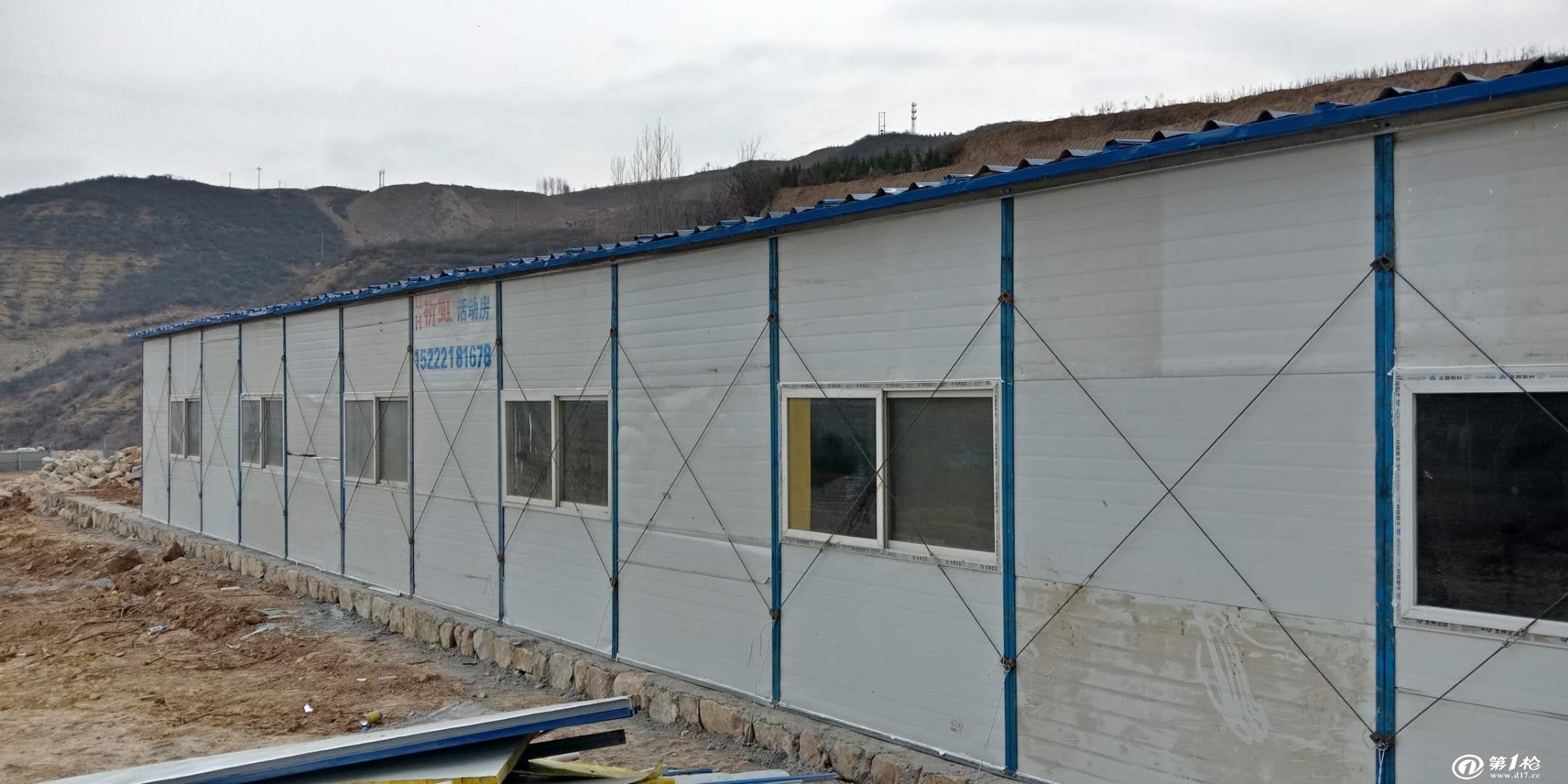 
彩钢房磷镁活动房板材的特点及安装产品的区别


(图1)