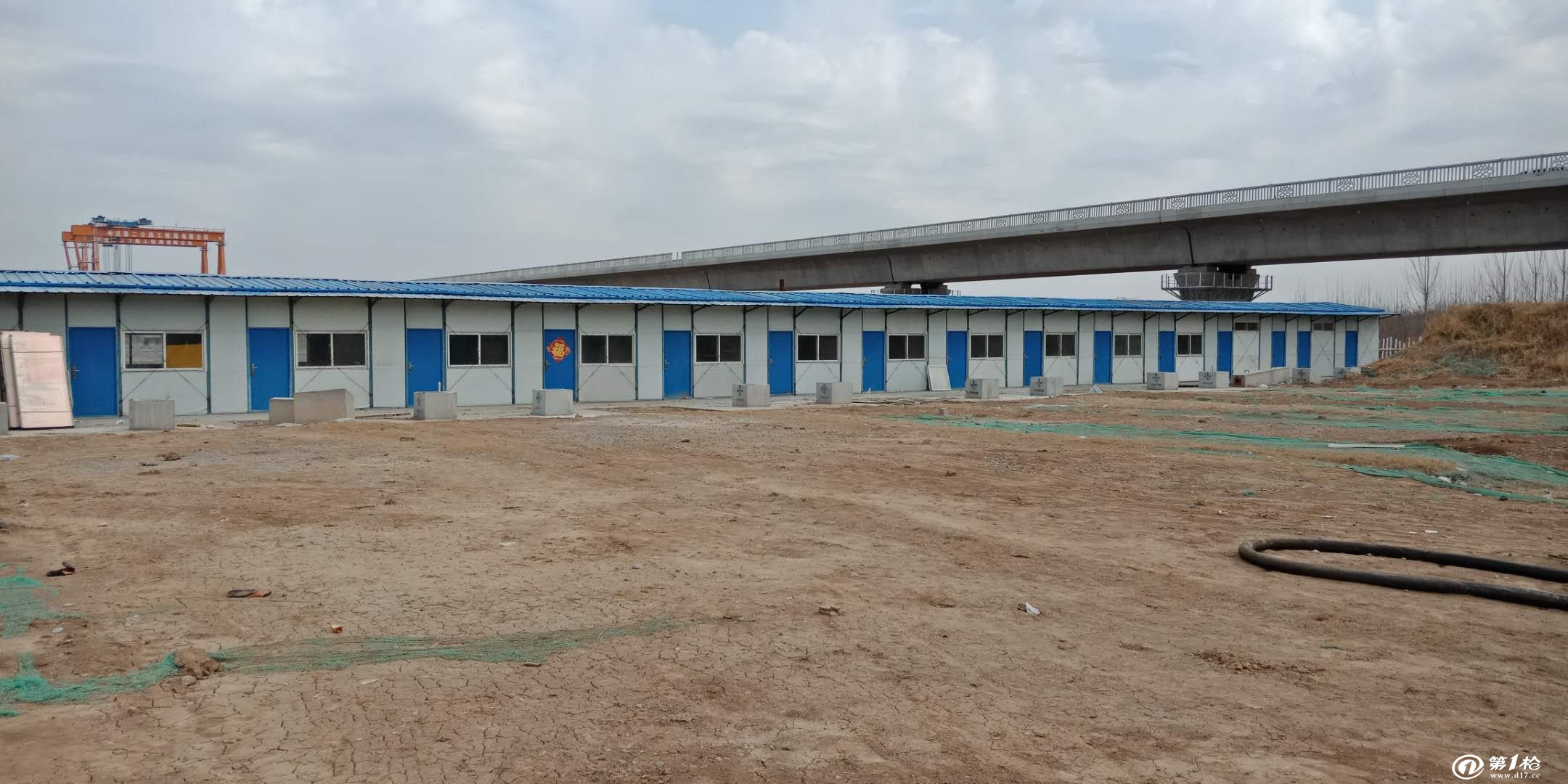 
彩钢房磷镁活动房板材的特点及安装产品的区别


(图3)