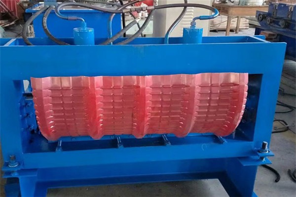 
型钢归于高效经济裁面型材（泊头压瓦机）参观考察(图2)