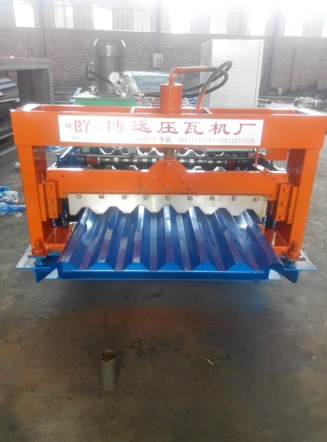 840型彩钢压瓦机-7760500手机版--沧州巨方机械(图1)
