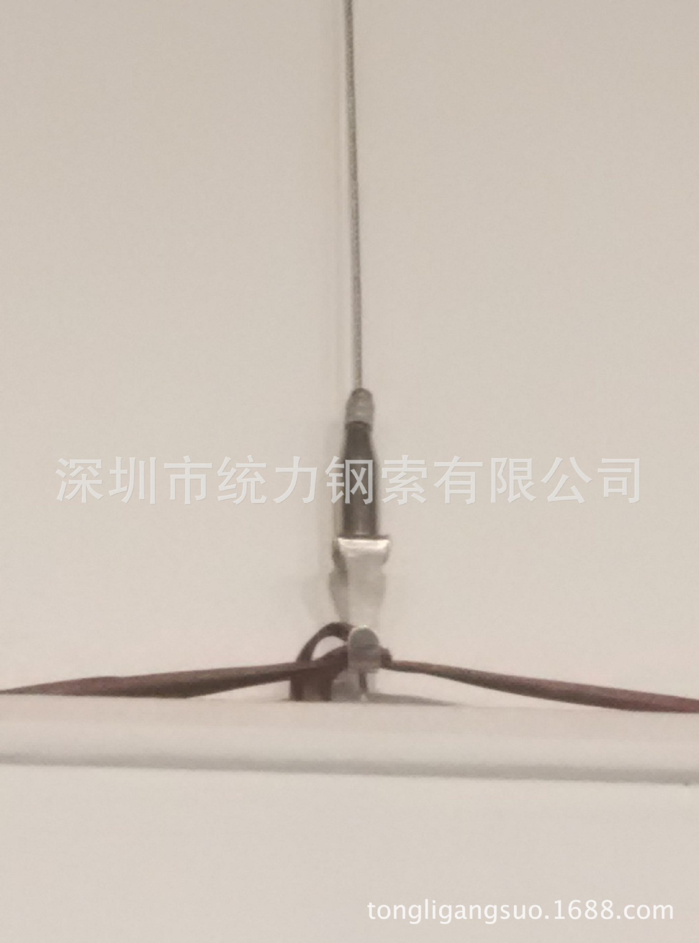 大风大雨天气最好不要施工怎么办？加固方式介绍(图1)