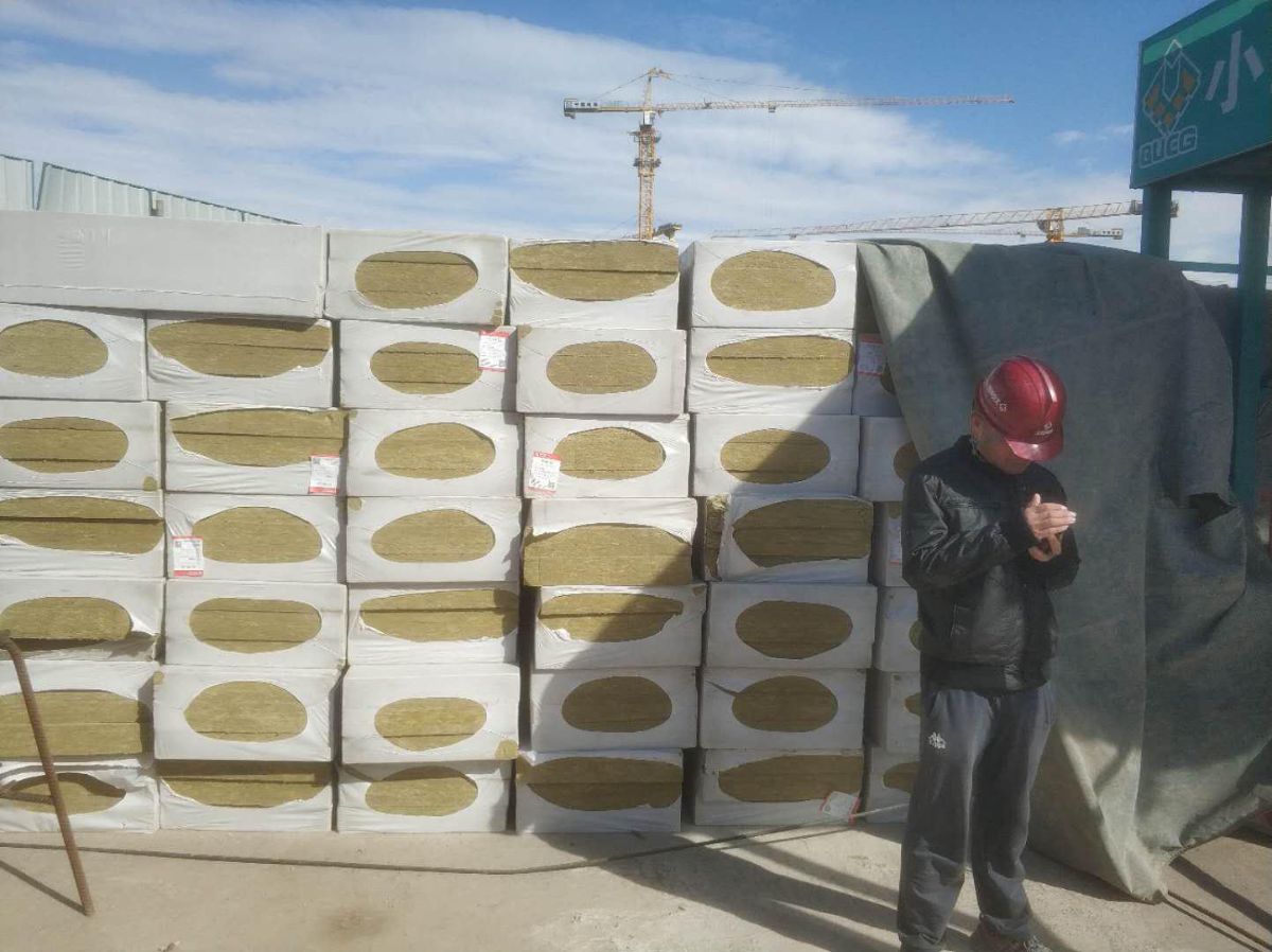 Explain监理工作的方法及措施为确保本项目外墙外保温工程施工质量达到预定的质量目标(图2)