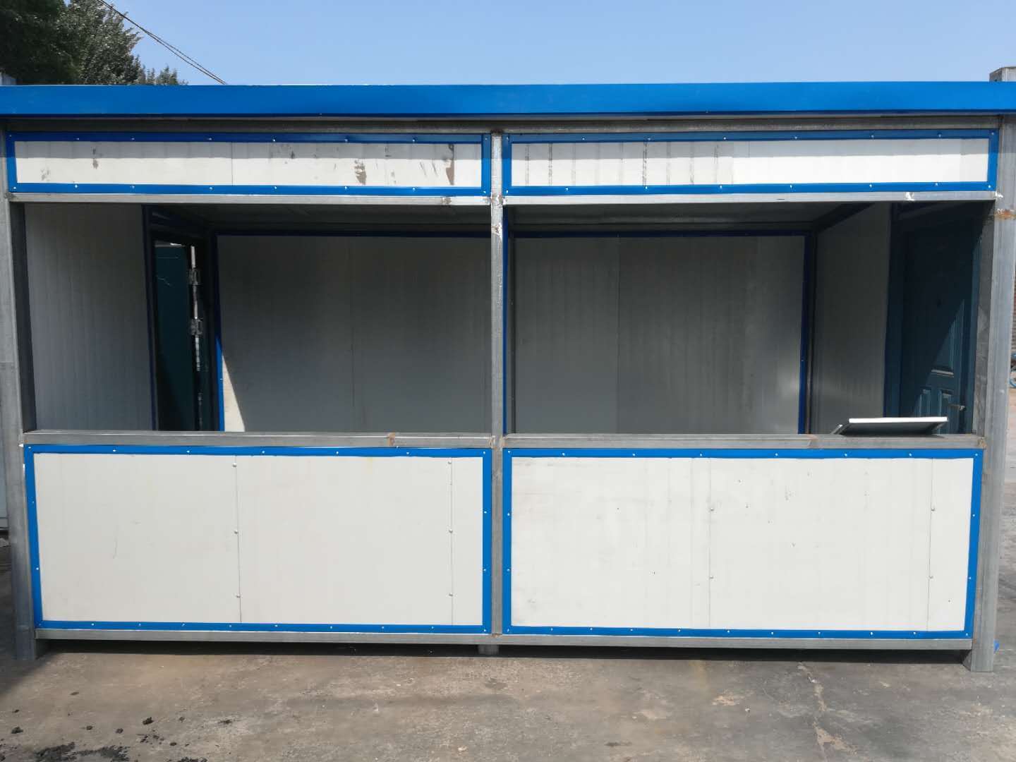 赤峰彩钢房价格宁城简易临建房批发的墙体与屋面(图2)