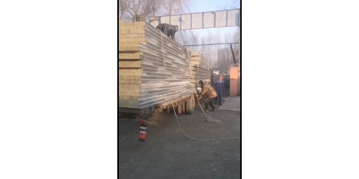 保温泡沫彩钢板防火岩棉彩钢板钢厂愿意成为您可信赖的长期合作伙伴(图3)