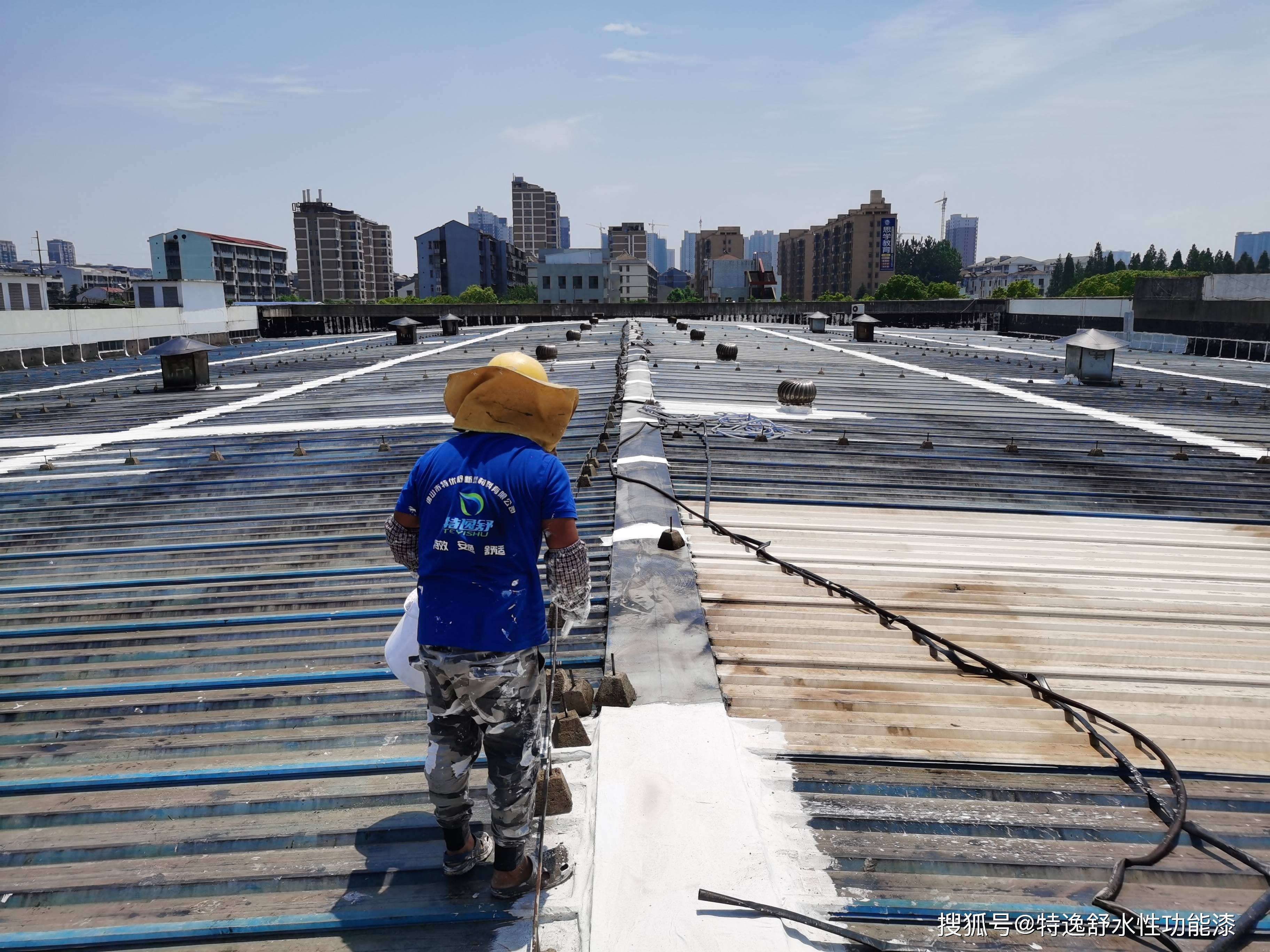 彩钢屋面常见渗漏点分析及解决流程天沟防水处理
(图7)