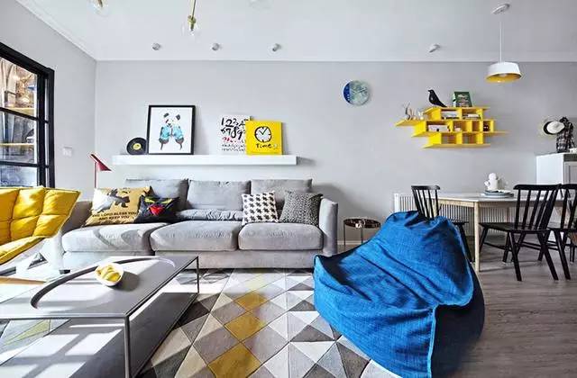 
最新85平小户型北欧极简装修效果图案例分享给你们！(图9)