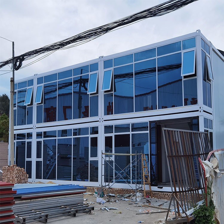 云南省超筑轻钢结构活动房生产厂家和大伙儿说
(图1)