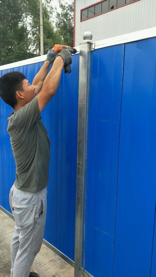 2019克拉玛依市草皮围挡@彩钢围挡板厂家多少钱就立刻赶来一叙(图1)