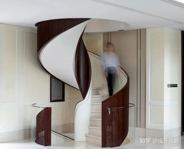 彩钢房设计 近几年提的就是“旋转楼梯”，只能告诉你！(图12)