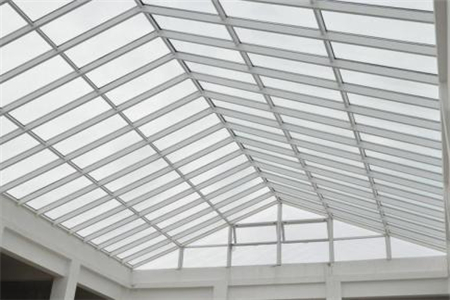 彩钢瓦房顶有哪些好处？房顶的好处及解决办法(图2)
