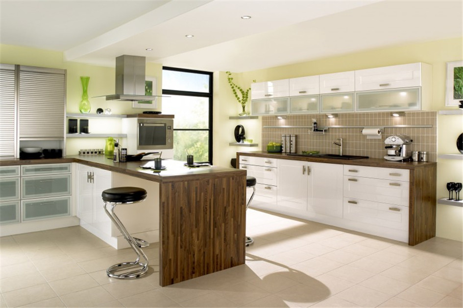 钢板房造价自然要比传统的钢筋水泥建造的房屋低得多(图1)