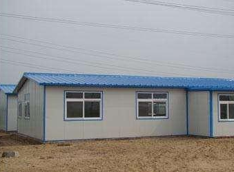 祈虹彩钢活动房钢板的特点有哪些？彩钢活动房板材(图1)