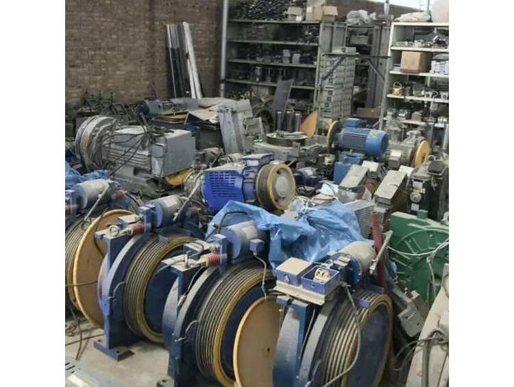 北京国宏承接拆迁设备北京拆迁啤酒厂设备工厂设备回收价格报价(图1)