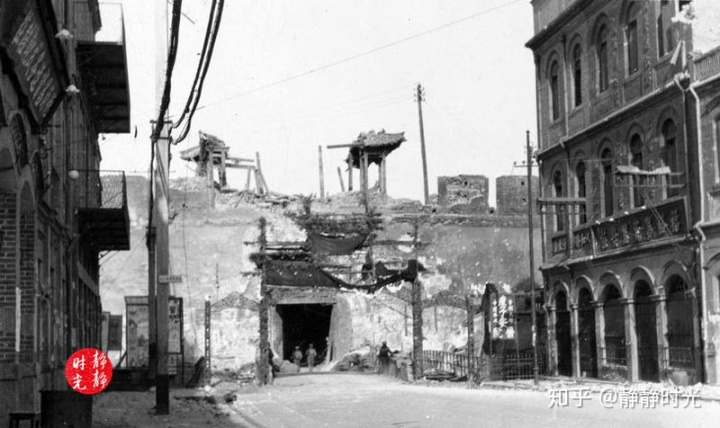 济南的西城门就是泺源门水源头趵突泉(组图)(图1)