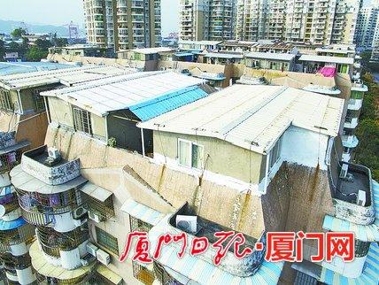 彩钢房窗户安装图 厦门推进灾后恢复重建与城市建设管理再提升(组图)(图5)