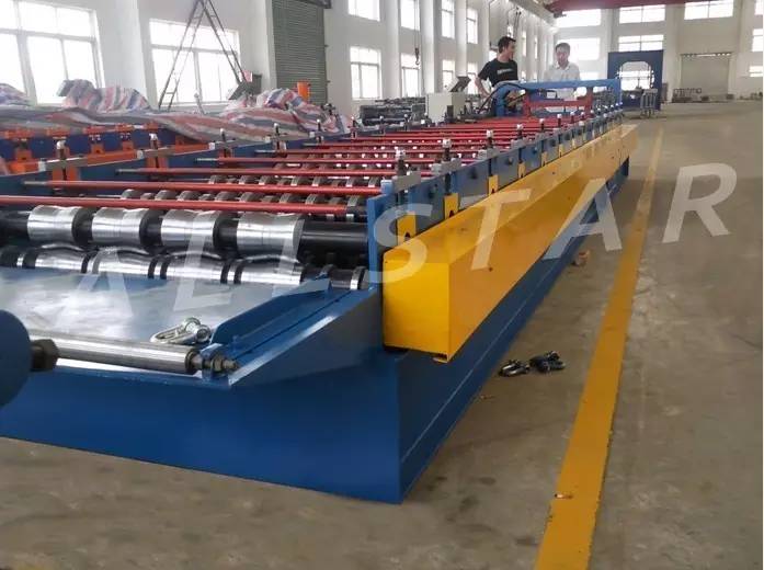 压瓦机安装之前对基础耍进行仔细的检查，发现问题要进行处理(图6)