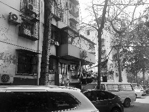 朝阳区花家地小区又现“悬空房”为历史遗留问题已多次上报(图1)