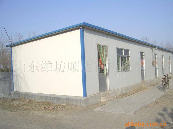 二手彩钢设备 区城管执法局联合公安、浭办等单位统一行动依法对曹雪芹西道原家兴违章建筑进行拆除(图10)