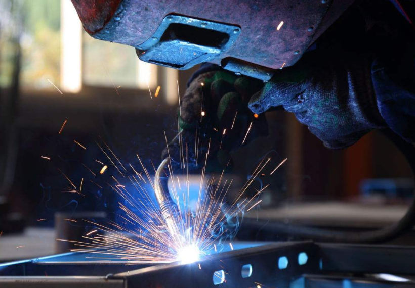 食用油钢材矫正5.1.1施工流程及施工方案钢材施工(图2)